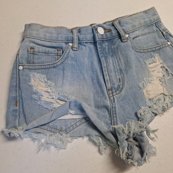 Forever 21 Denim Shorts Hot Pants Cut Off Light Wash Womens Size 24 Distressed - Picture 9 of 9